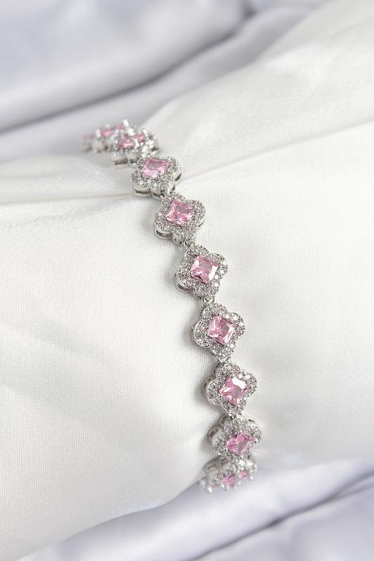 Pirinç Zirkon Taşlı Pembe Yonca Baget Model Gümüş Renk VIP Seri Kadın Bileklik