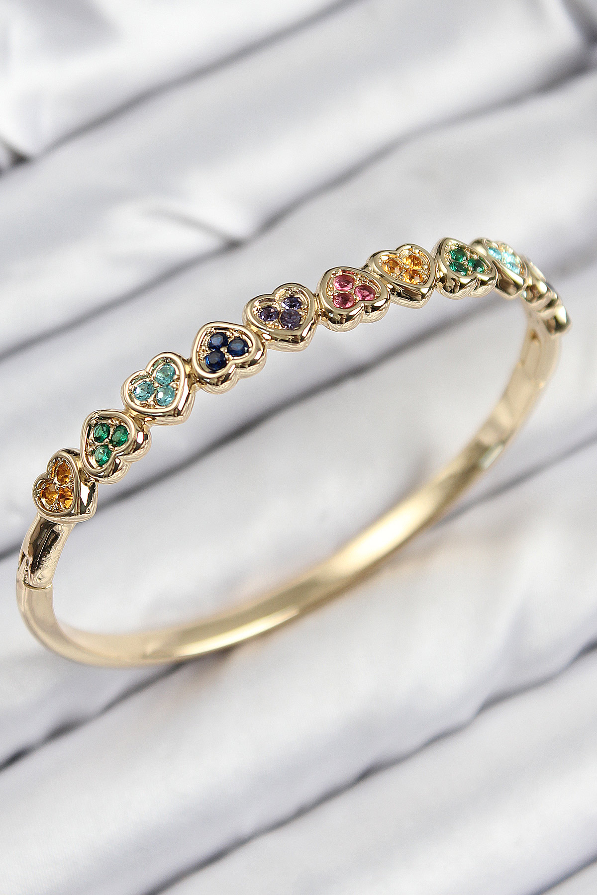 Pirinç Renkli Zirkon Taşlı Sıralı Kalp Model Gold Renk Kadın Kelepçe