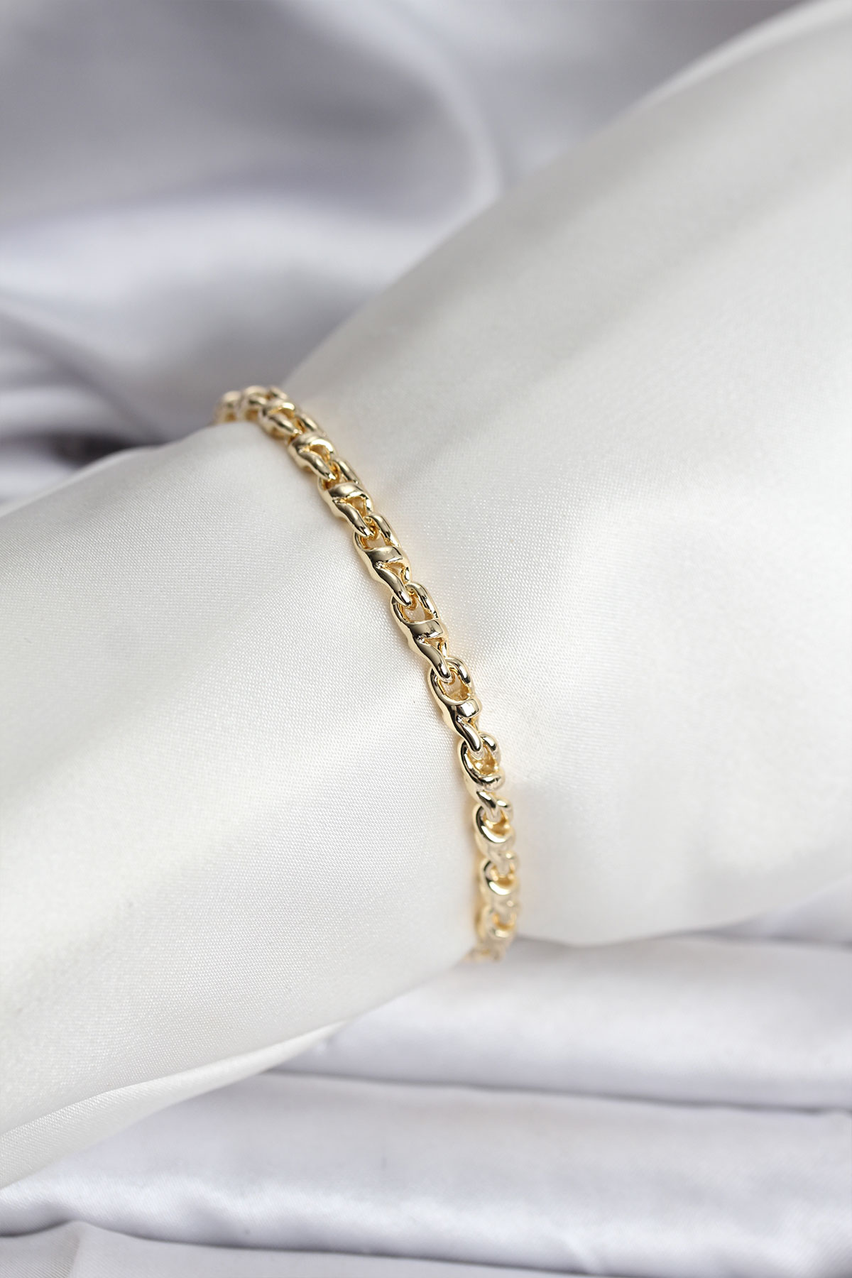 14K Gold Renk Kaplama Zincir Model Kadın CM Bileklik
