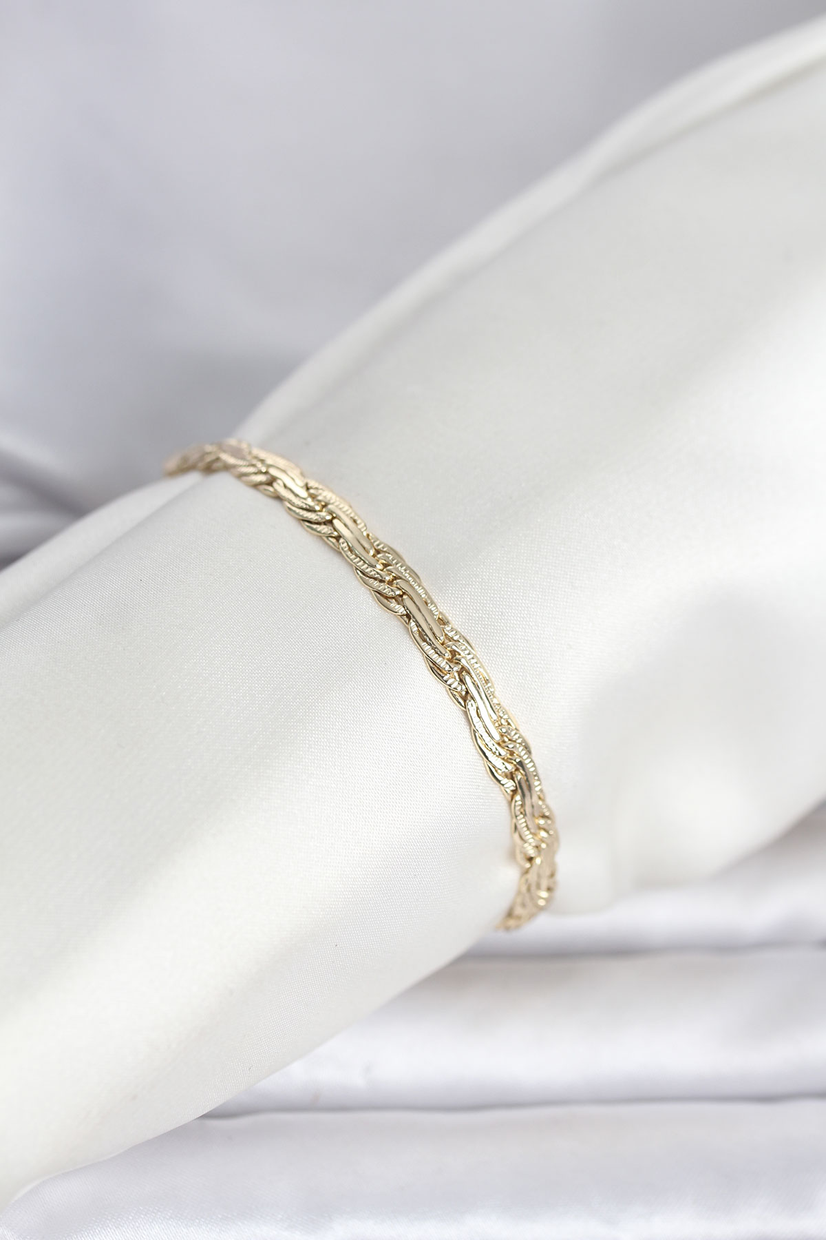 CM 14K Gold Renk Ezme Sarmal Zincir Model Kadın Bileklik