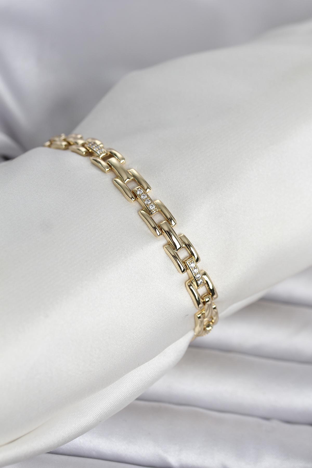 Xuping Zincir Model Gold Renk Kadın Bileklik