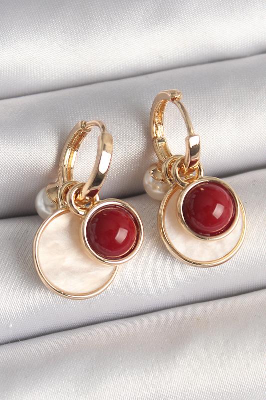 Pirinç Gold Renk Sallantı Beyaz Mineli Bordo Detay Kadın Küpe