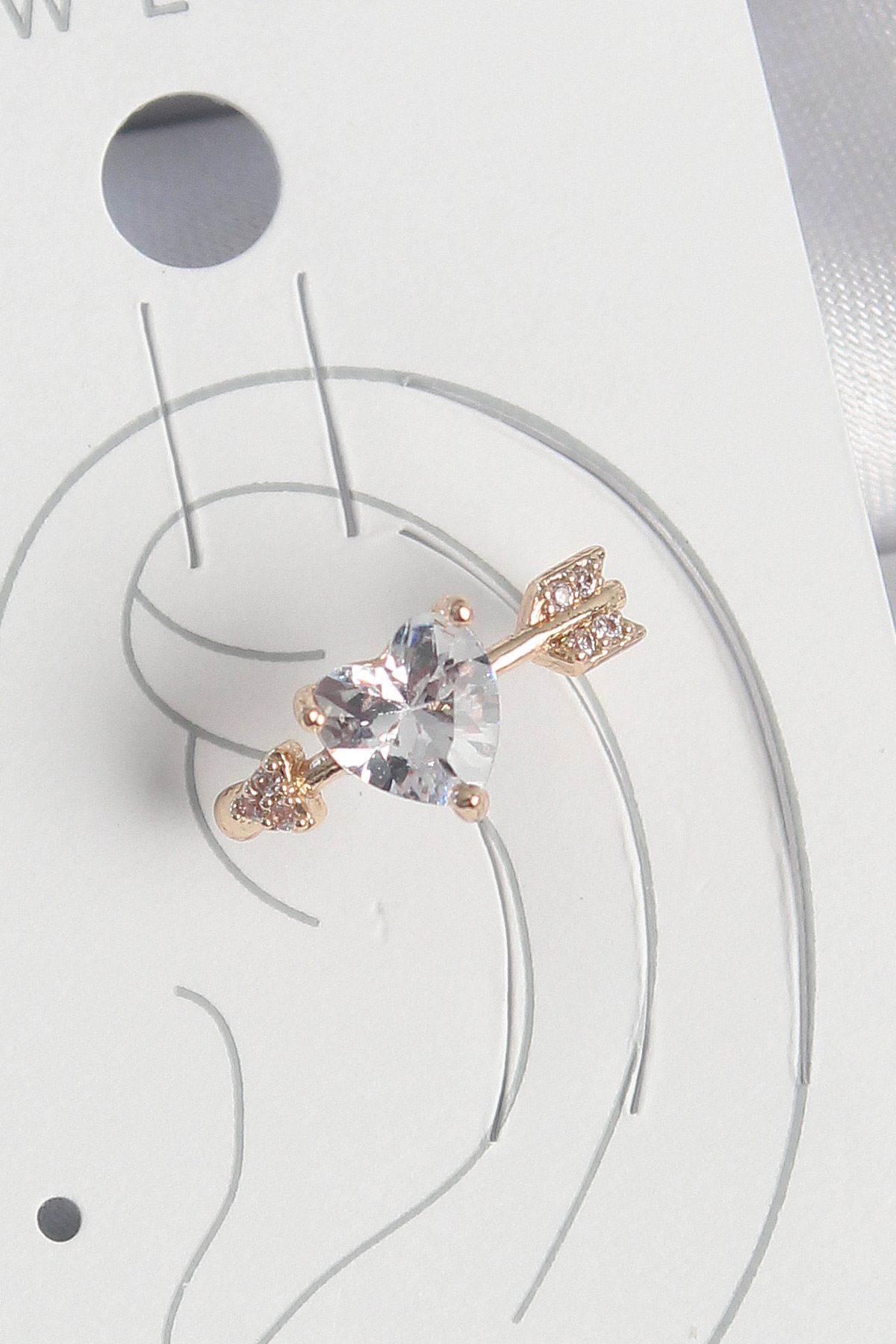 Pirinç Gold Renk Zirkon Taşlı Kalp Ok Model Kadın Kıkırdak Küpe