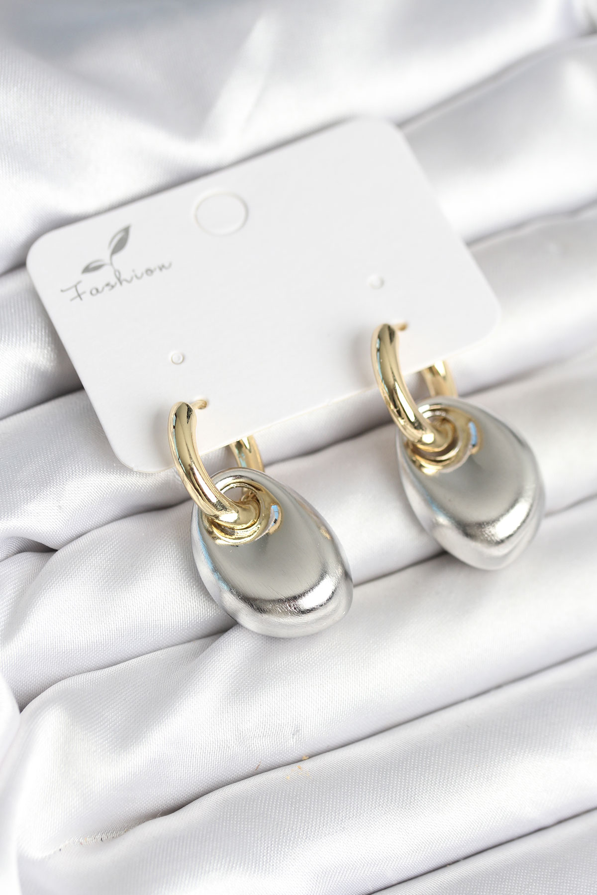 Pirinç Damla Model Gümüş Gold Renk Kadın Küpe
