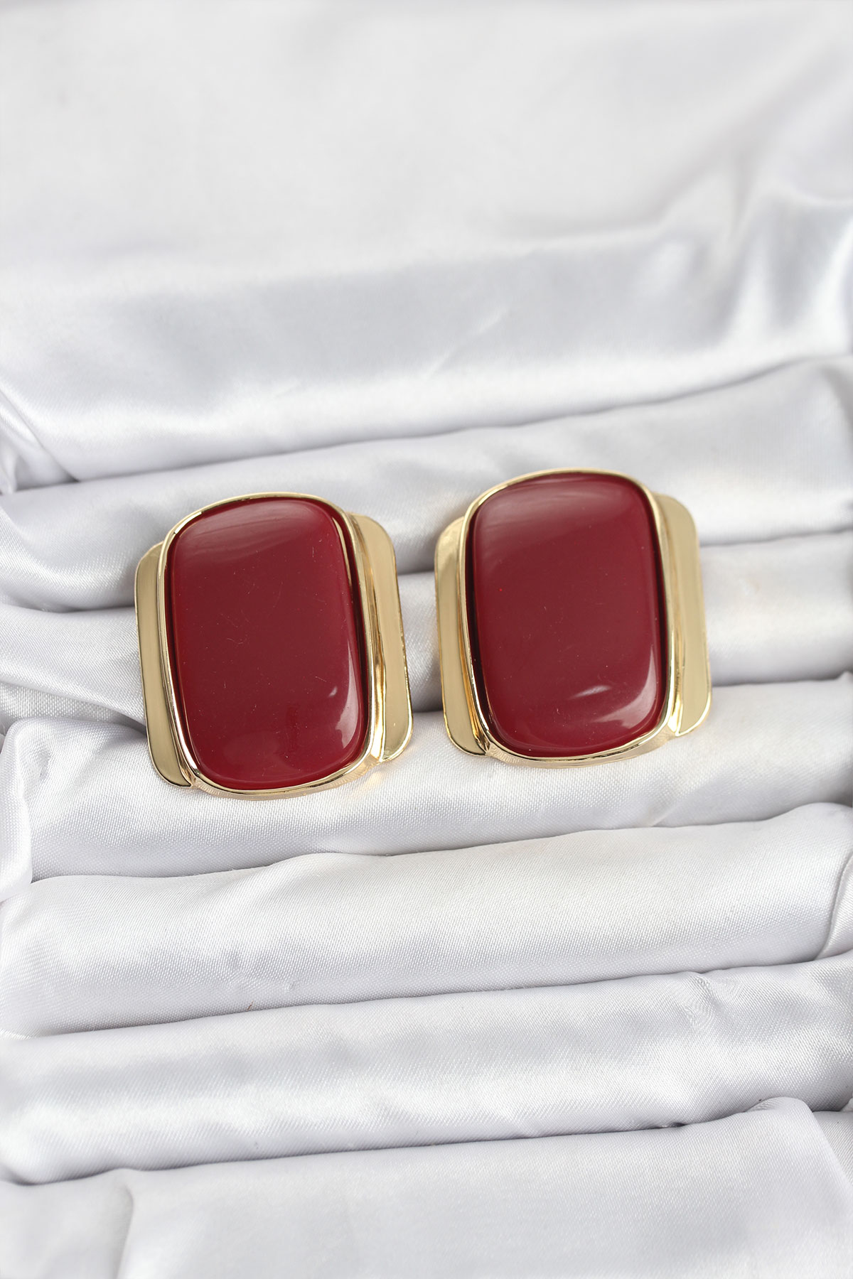 Pirinç Gold Renk Bordo Plaka Vintage Kadın Küpe