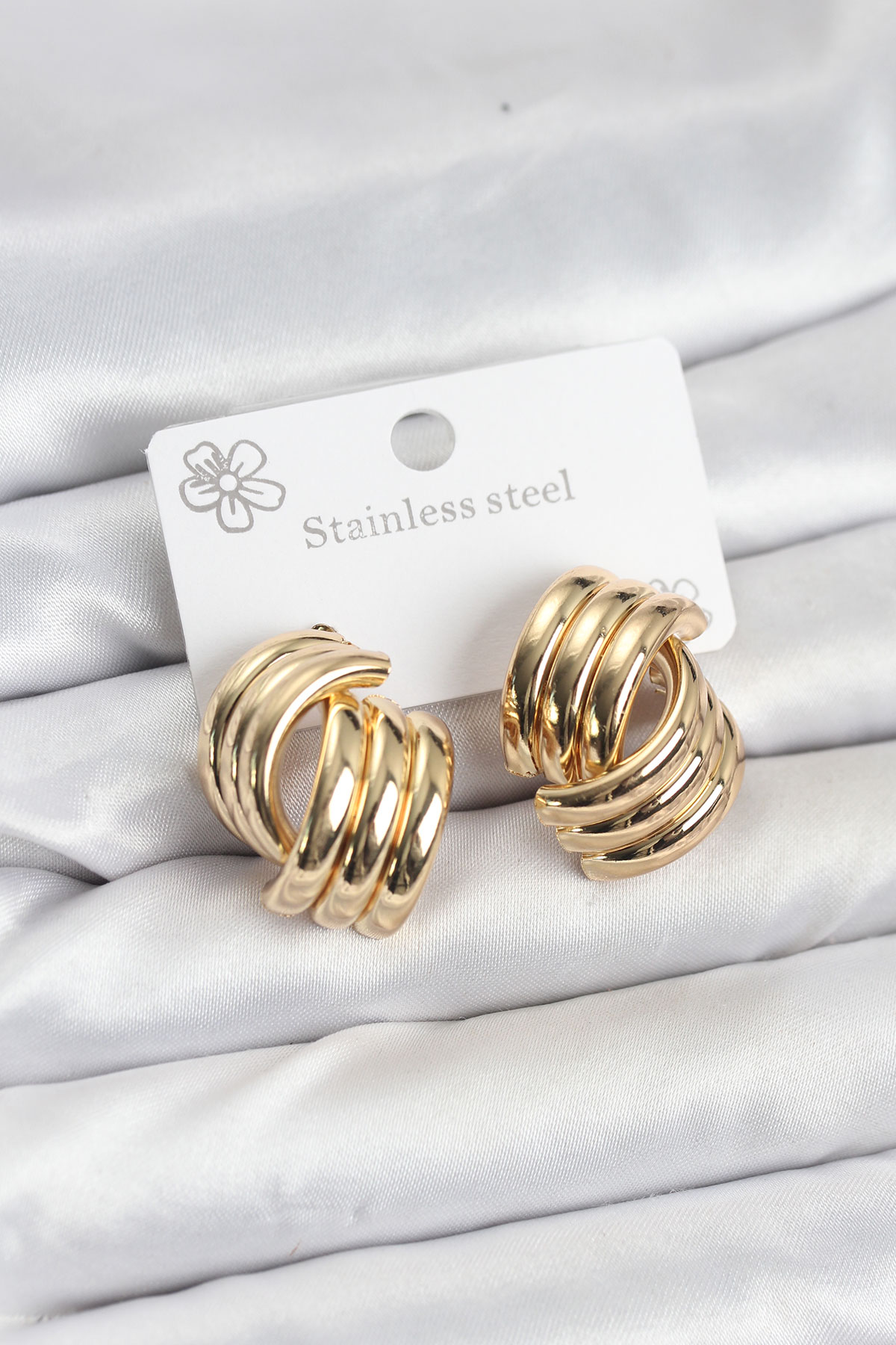 316L Çelik Gold Renk Vintage Kadın Küpe