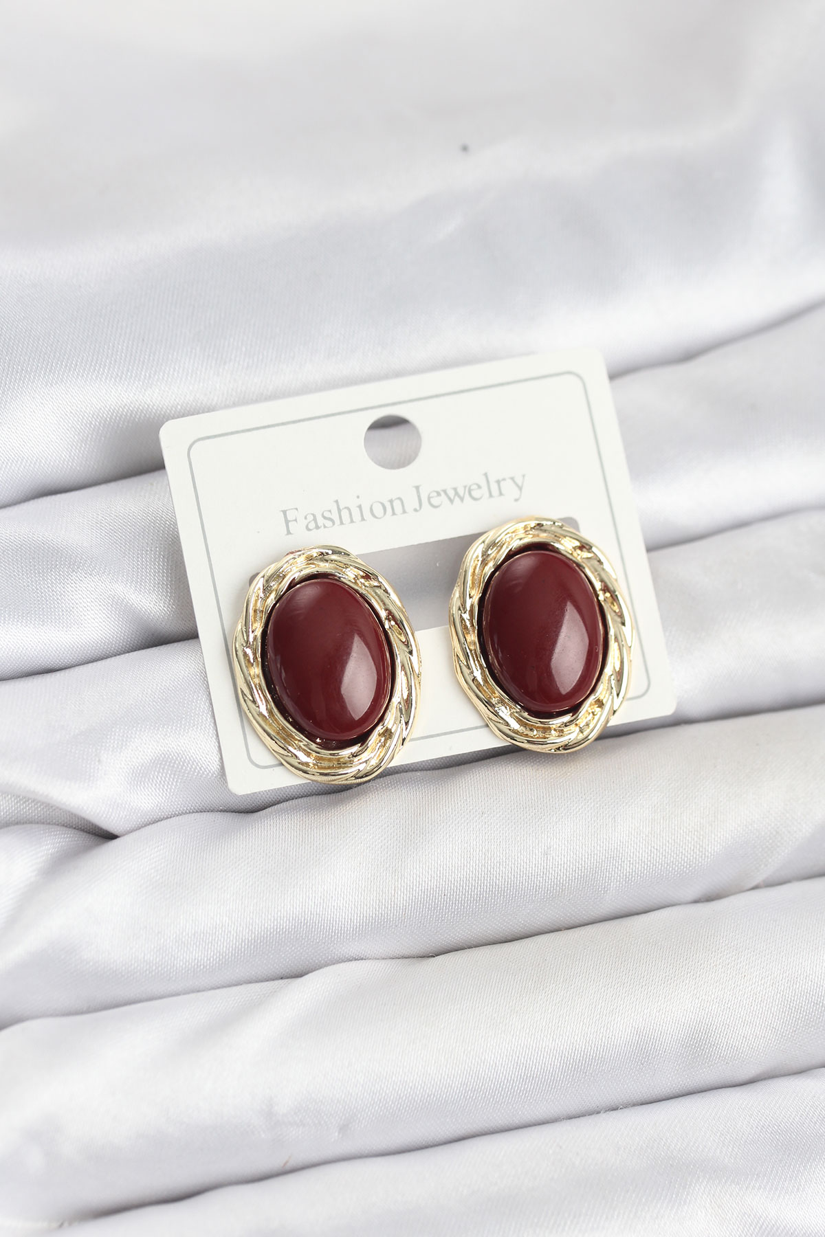 Pirinç Gold Renk Bordo Model Vintage Kadın Küpe
