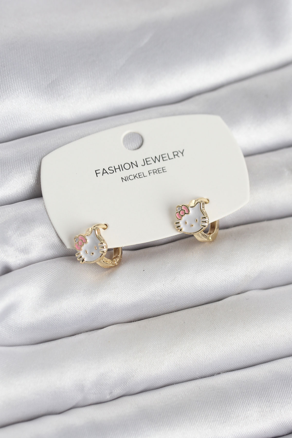 Kitty Model Gold Renk Pirinç Çocuk Küpe