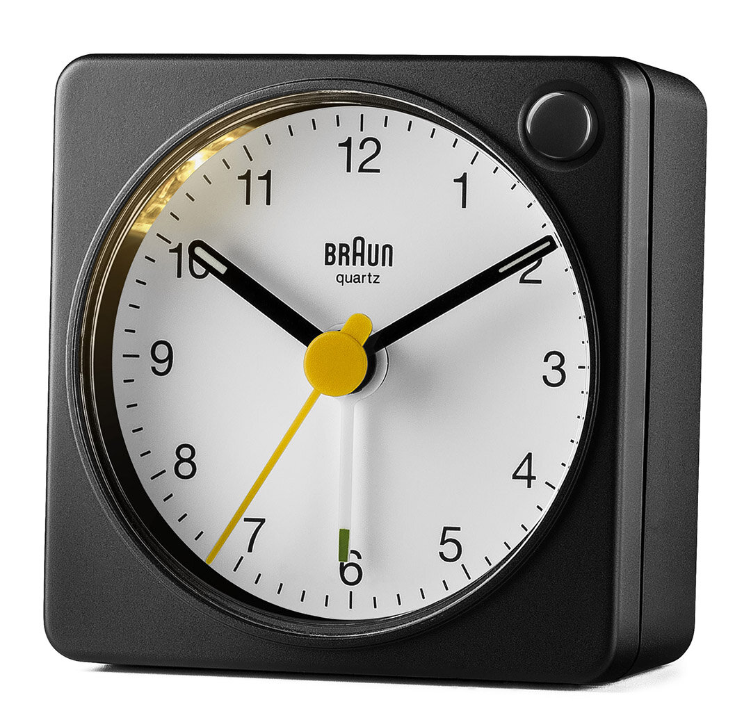 BRAUN BC02XBW SİYAH-BEYAZ KLASİK SEYAHAT ANALOG ALARMLI MASA SAATİ