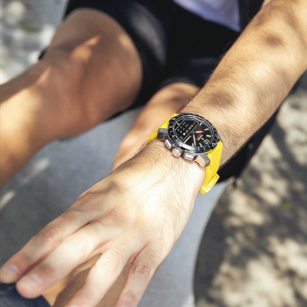 FESTINA F23000/A CONNECTED D YELLOW ERKEK KOL SAATİ