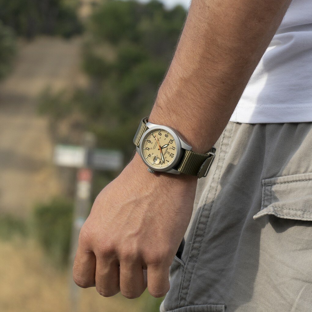 FESTINA SWISS F20082/1 ERKEK KOL SAATİ