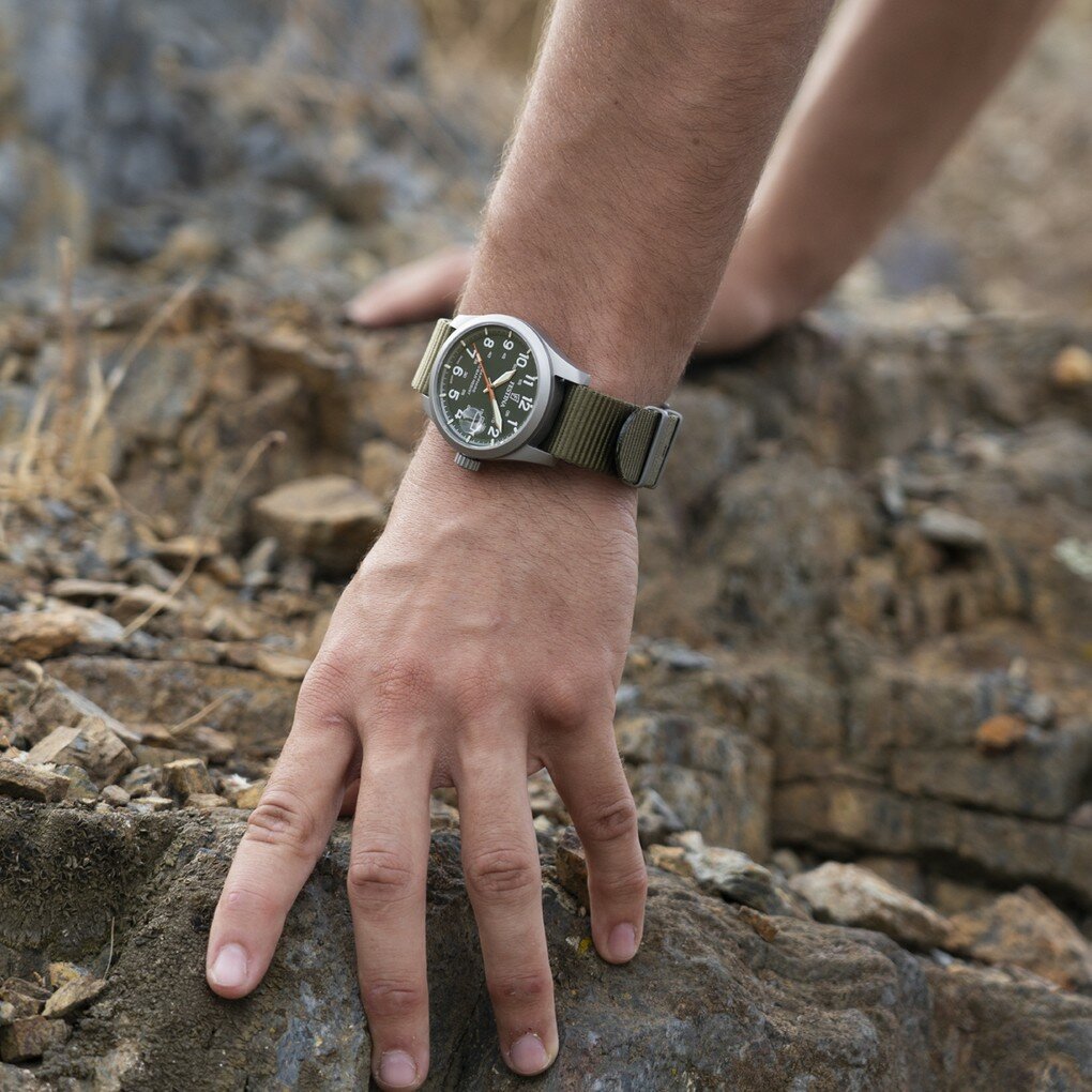 FESTINA SWISS F20082/2 ERKEK KOL SAATİ