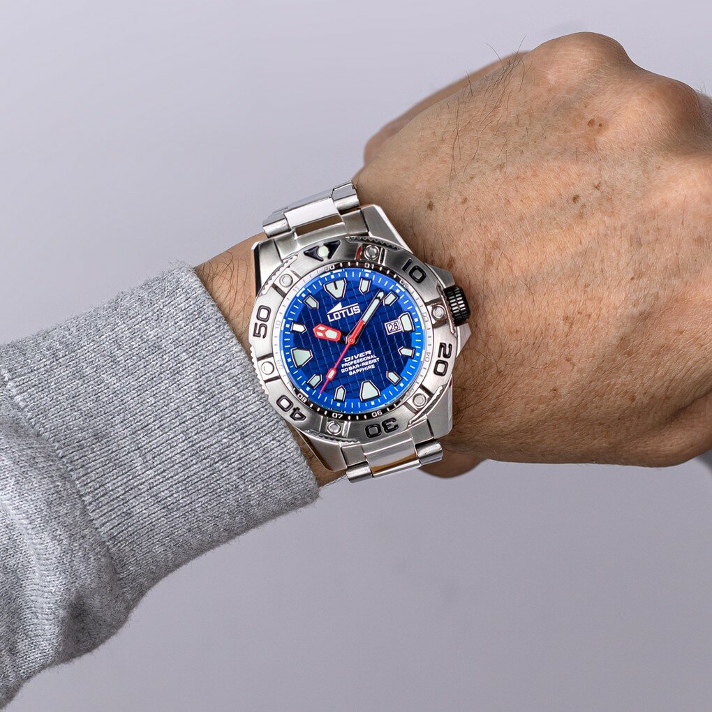 LOTUS 18929/B DIVER ERKEK KOL SAATİ