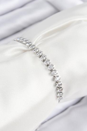 Pirinç Zirkon Taşlı Damla Model Gümüş Renk Asansörlü Kadın Bileklik