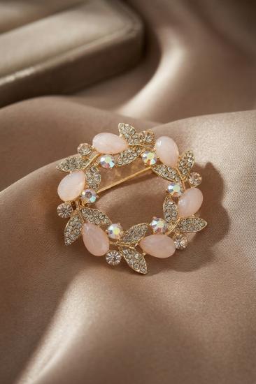 Gold Pembe Detaylı Zirkon Taşlı Broş